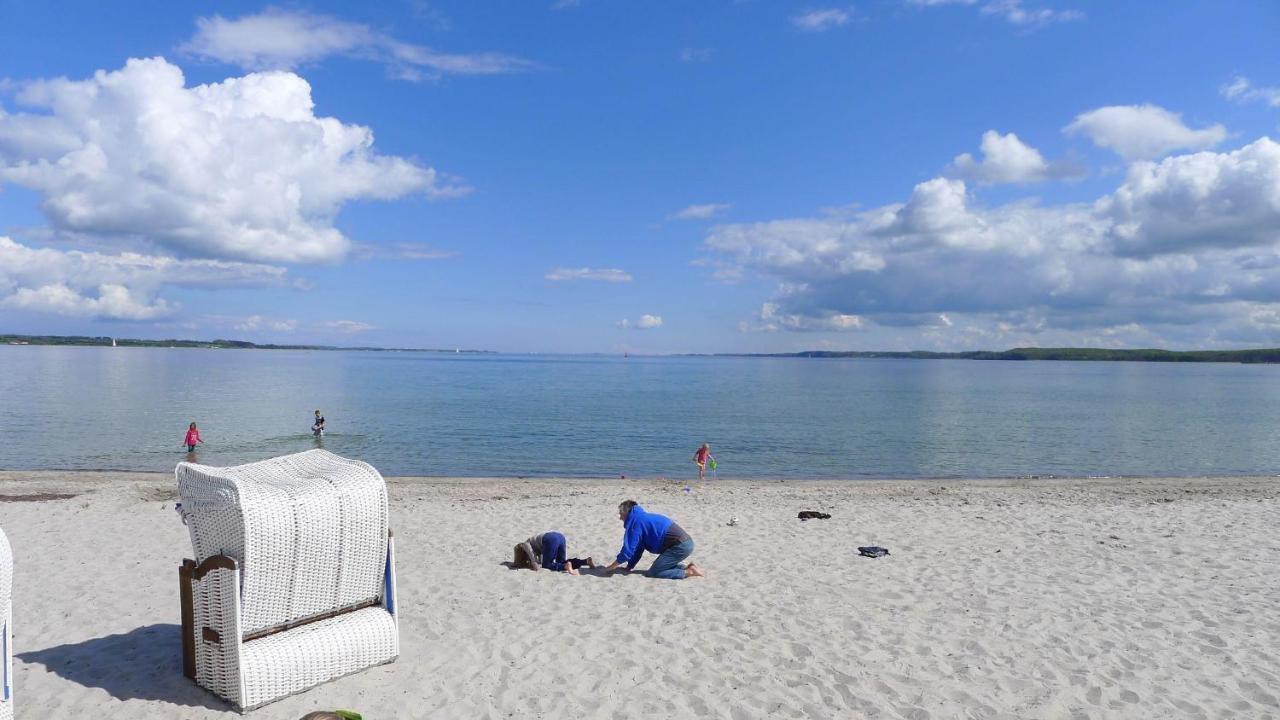 Seeblick I - Geraeumige 90Qm - Ganzes Haus - 50M Zum Naturstrand - Mit Terrasse Und Grossem Garten - Kueche Neu 글룩스부르크 외부 사진