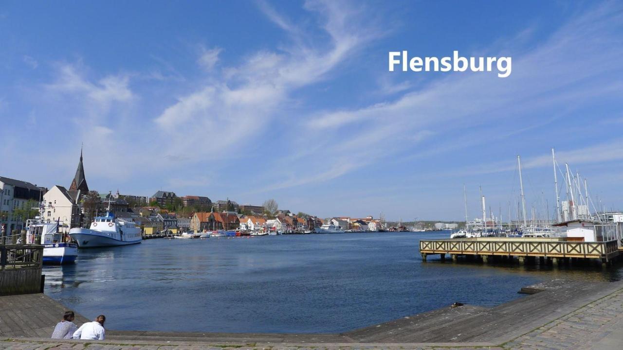 Seeblick I - Geraeumige 90Qm - Ganzes Haus - 50M Zum Naturstrand - Mit Terrasse Und Grossem Garten - Kueche Neu 글룩스부르크 외부 사진